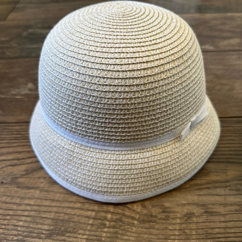 Gymboree girls’ dress hat, Size 2T-3T